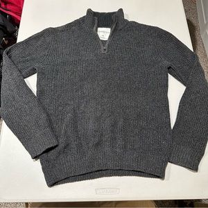 Aeropostale Men’s 1/4 Zip Sweater - Size Medium